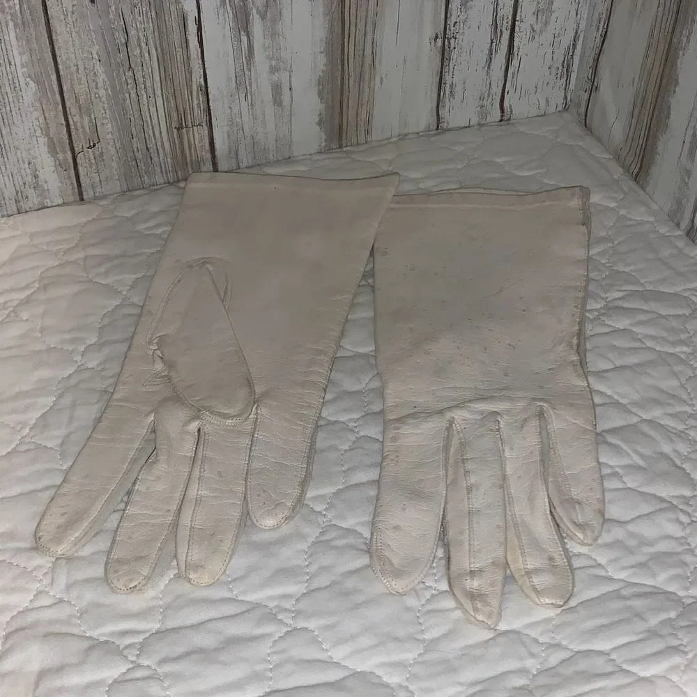 ‎Vintage White Kidskin Leather Gloves
